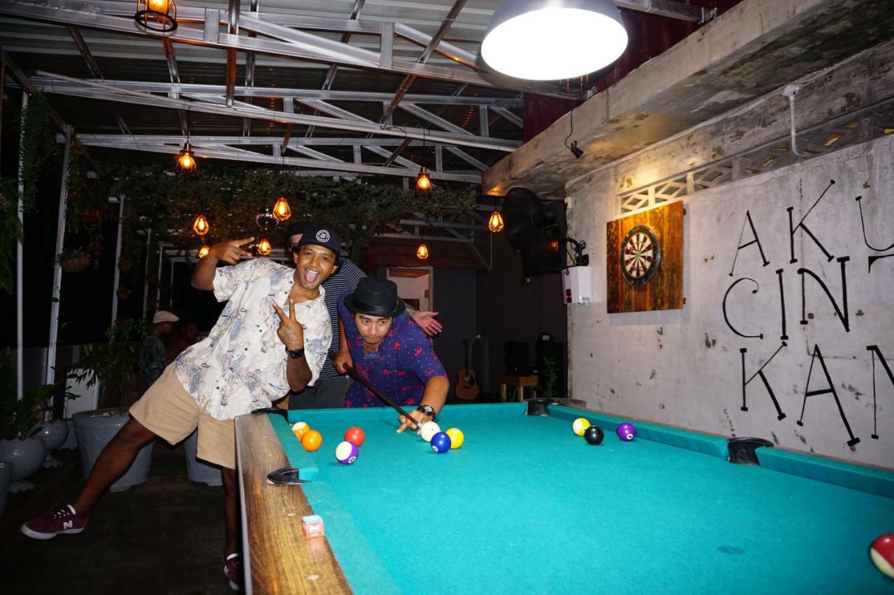 Kokos Hostel Padang City Exterior photo